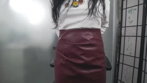 Yara online show from 04/14/26, 02:50