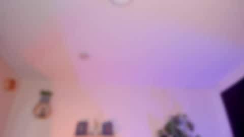 Snapshot of yarirose chatting on 05/24/26, 03:28 Yary online show from 05/24/26, 03:28