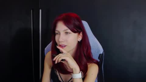 Snapshot of yasemina_ chatting on 02/24/26, 11:14 Yase online show from 02/24/26, 11:14