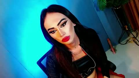 Snapshot of yasii19 chatting on 02/11/25, 04:56 miss yasii online show from 02/11/25, 04:56