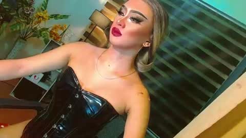 miss yasii online show from 07/04/26, 02:45