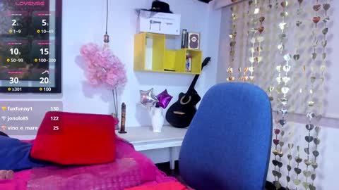 Snapshot of yasmin_goldenst chatting on 12/04/24, 10:41 Yasemin online show from 12/04/24, 10:41