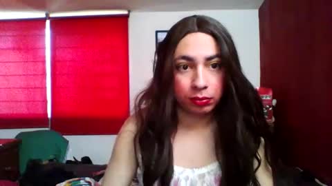 Snapshot of yasmin_paez23 chatting on 12/12/24, 03:48 Yasmin Paez online show from 12/12/24, 03:48