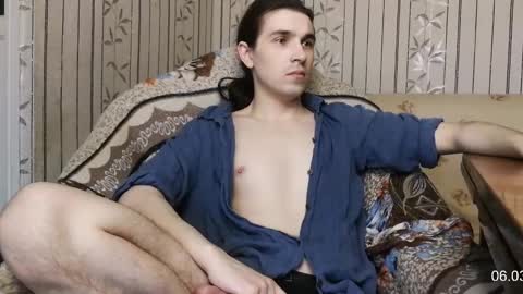 Snapshot of yatocka chatting on 03/06/25, 09:14 Sven online show from 03/06/25, 09:14