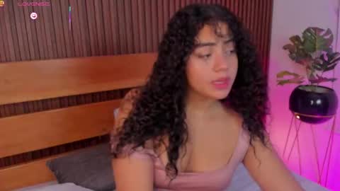 yaya23x online show from 11/08/25, 02:50