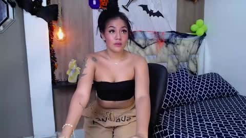 YAYA online show from 10/24/25, 09:22