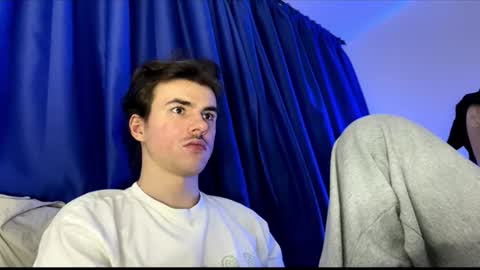 yayay333 online show from 01/07/26, 08:33