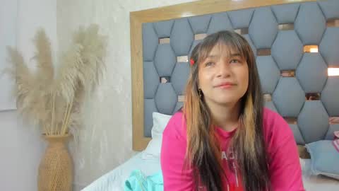 yayi derek  online show from 11/06/25, 11:33