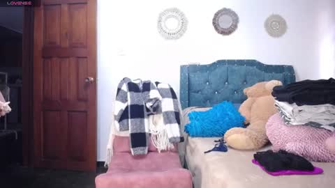 Snapshot of yazmin_mature chatting on 07/16/26, 05:41 Jasmin online show from 07/16/26, 05:41
