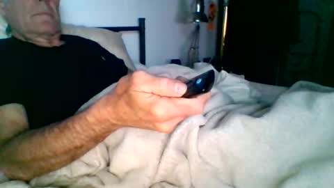 yeah_baby6988 online show from 05/25/26, 12:55