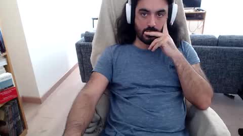 yeeaahoo online show from 10/31/25, 11:11