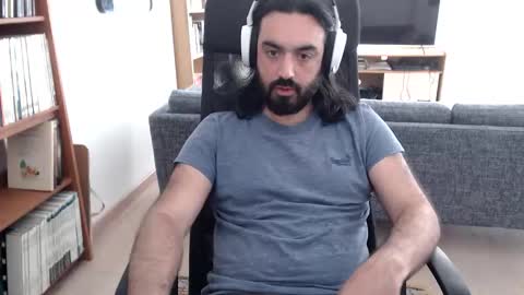 yeeaahoo online show from 04/06/26, 07:20