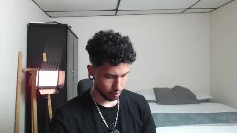 yeff online show from 01/15/26, 01:10