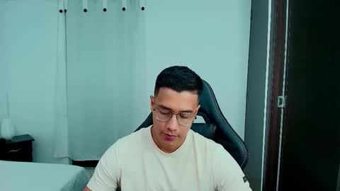 YEICO LEVIT online show from 02/08/26, 02:59