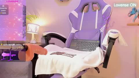 Snapshot of yeika_foxy chatting on 02/20/25, 02:13 yeika_foxy online show from 02/20/25, 02:13