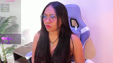 Snapshot of yeika_foxy chatting on 03/06/25, 11:25 yeika_foxy online show from 03/06/25, 11:25
