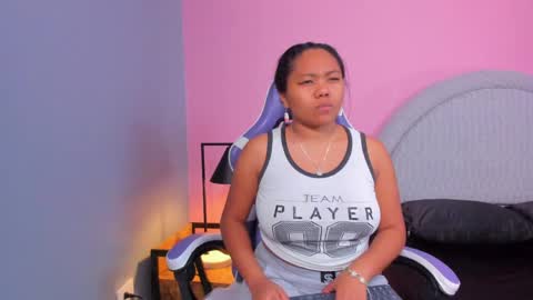 yeika_foxy online show from 04/28/26, 11:37