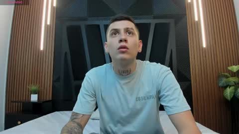 Snapshot of yeiko_romero_ chatting on 03/04/25, 05:24 YEIKO ROMERO online show from 03/04/25, 05:24