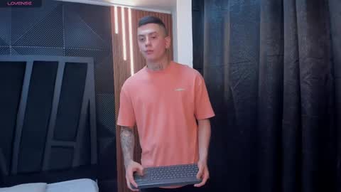 Snapshot of yeiko_romero_ chatting on 03/07/25, 05:28 YEIKO ROMERO online show from 03/07/25, 05:28