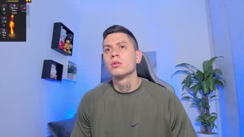 Snapshot of yeiko_romero_ chatting on 09/08/25, 06:51 YEIKO ROMERO online show from 09/08/25, 06:51