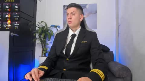 Snapshot of yeiko_romero_ chatting on 10/15/25, 09:26 YEIKO ROMERO online show from 10/15/25, 09:26