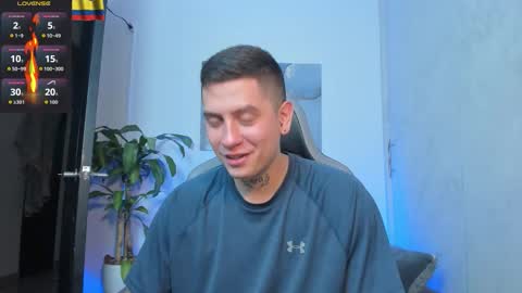 Snapshot of yeiko_romero_ chatting on 11/26/25, 06:20 YEIKO ROMERO online show from 11/26/25, 06:20