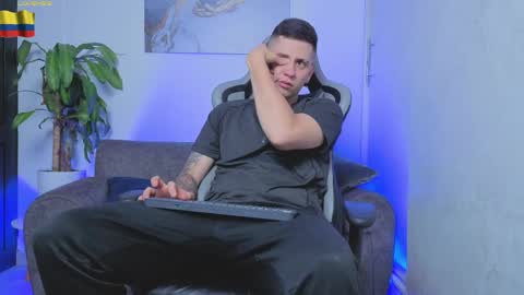 YEIKO ROMERO online show from 04/10/26, 04:39