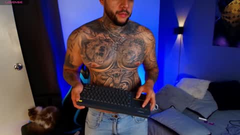 yeikoe1 online show from 01/18/25, 05:41