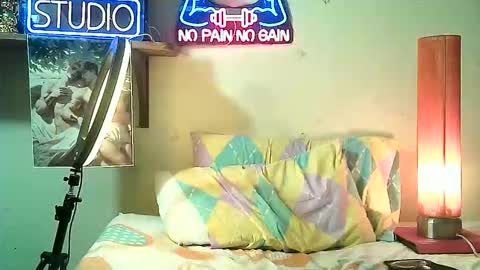 yeisoncastellanos1999 online show from 01/11/26, 01:43