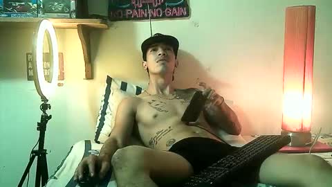 yeisoncastellanos1999 online show from 04/23/26, 05:48