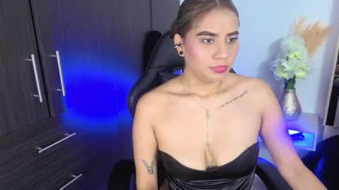 Yeli Amber online show from 04/10/26, 12:49