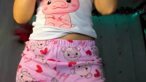 YELINA online show from 11/23/25, 07:57