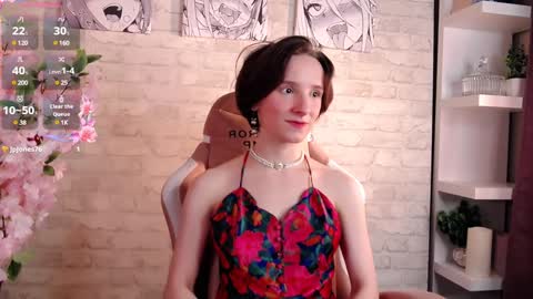 Snapshot of yellow_songbird chatting on 01/12/25, 03:14 Liya online show from 01/12/25, 03:14