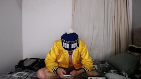 Snapshot of yellowpokemon chatting on 09/10/25, 04:12 Jodie Andy 3 online show from 09/10/25, 04:12