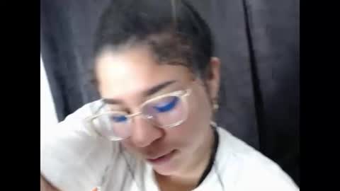 Snapshot of yelly_18 chatting on 06/20/26, 03:53 yelly online show from 06/20/26, 03:53