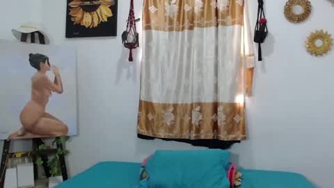 Snapshot of yemaya_28 chatting on 03/03/25, 12:58 Yemaya 28 online show from 03/03/25, 12:58