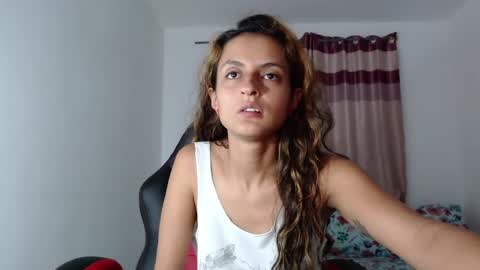 Snapshot of yemaya_28 chatting on 06/01/26, 03:52 Yemaya 28 online show from 06/01/26, 03:52