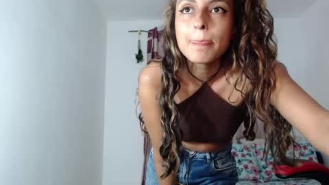 Snapshot of yemaya_28 chatting on 06/06/26, 04:28 Yemaya 28 online show from 06/06/26, 04:28