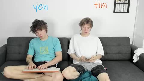 Snapshot of yen2025 chatting on 09/23/25, 01:36 Yen online show from 09/23/25, 01:36