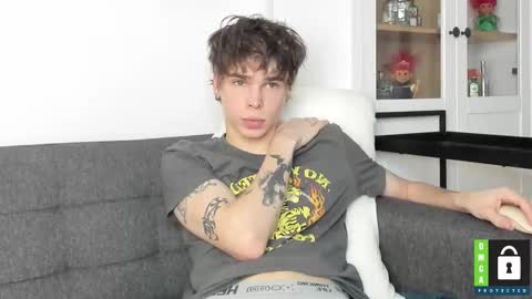 Yen online show from 12/01/25, 06:46