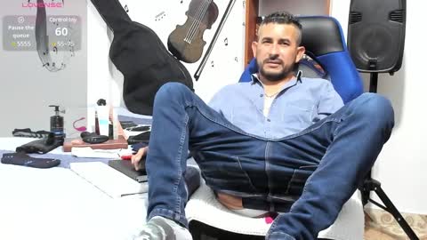 Snapshot of yeol_king chatting on 01/17/25, 06:23 Yeol online show from 01/17/25, 06:23