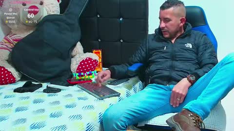 Snapshot of yeol_king chatting on 09/20/25, 07:04 Yeol online show from 09/20/25, 07:04