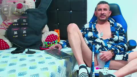 Snapshot of yeol_king chatting on 09/21/25, 06:53 Yeol online show from 09/21/25, 06:53