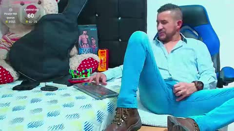 Snapshot of yeol_king chatting on 10/11/25, 06:50 Yeol online show from 10/11/25, 06:50