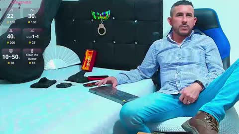 Snapshot of yeol_king chatting on 11/05/25, 07:03 Yeol online show from 11/05/25, 07:03