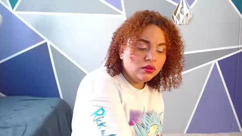 Snapshot of yera_carey chatting on 10/19/25, 12:28 Yera online show from 10/19/25, 12:28