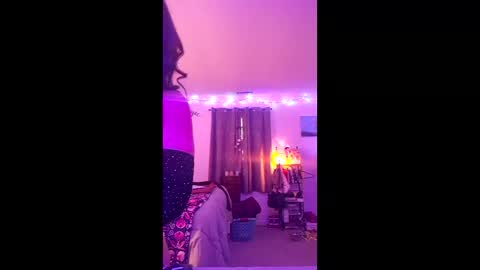 yesdaddy576415 online show from 03/18/26, 12:52