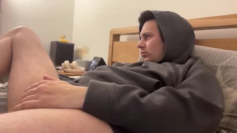 Snapshot of yesimlonely chatting on 11/29/25, 04:43 Sal online show from 11/29/25, 04:43