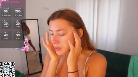 Snapshot of yess_kiki chatting on 09/18/25, 08:16 Kiki online show from 09/18/25, 08:16