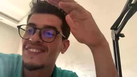 Snapshot of yessama chatting on 09/12/25, 09:20 yessama online show from 09/12/25, 09:20